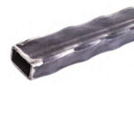 Tubo rettangolare nero 30x20x2,5 mm spigolato in ferro battuto